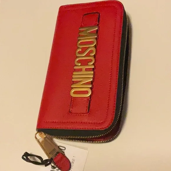 Moschino Logo Pebble Leather Zip-Around Long Wallet - Picture 3 of 9
